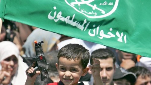 مدون سعودي يكشف فساد الإخوان باليمن والمنطقة