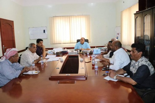 تفاصيل المشروعات الجديدة التي طرحتها لجنة المناقصات بالمكلا