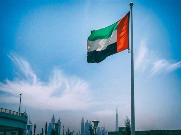 البيان: الإمارات تضئ ظلام اليمن