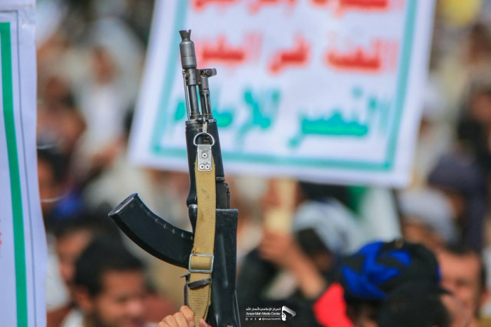 خطط حوثية لإنفاق 10 مليارات باسم المولد