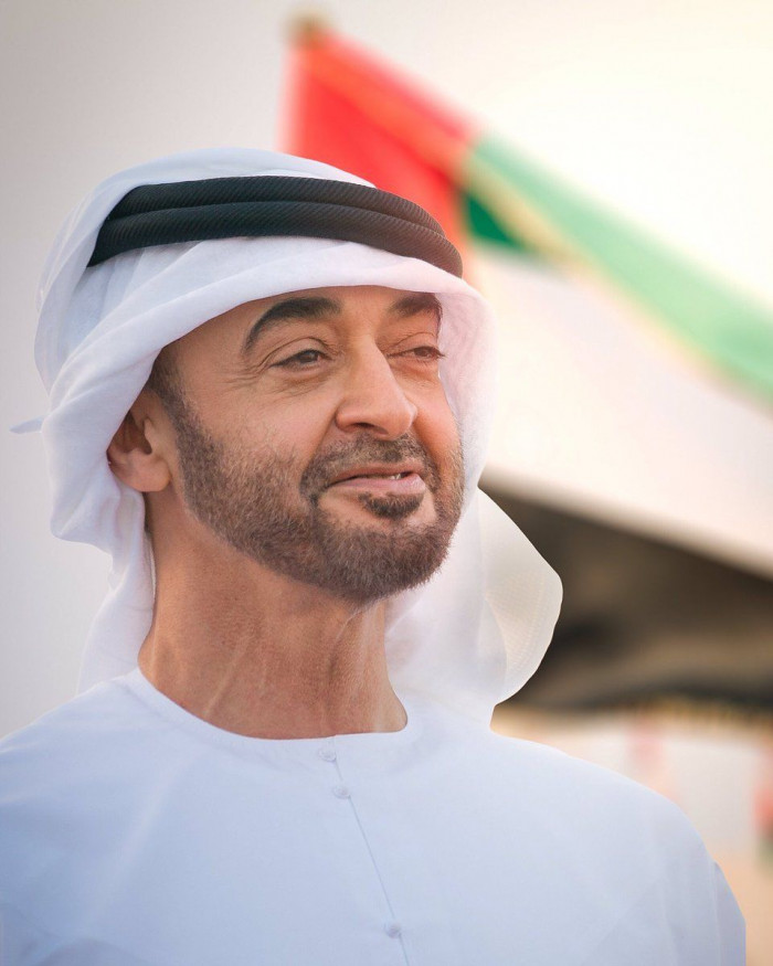 الشيخ محمد بن زايد رئيسًا للإمارات مسيرة قائد لاستكمال نهضة أمة 