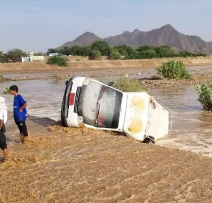 سيول جارفة تخلف خسائر مادية في شبوة