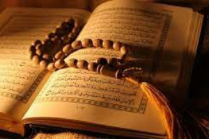ما حكم زيارة قبر الوالدين كل جمعة وقراءة القرآن لهما؟