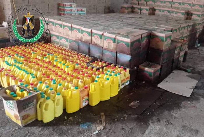 ضبط مخزنين للمواد الغذائية منتهية الصلاحية في عدن