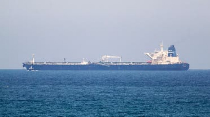 بريتش بتروليوم توقف حركة سفنها في البحر الأحمر