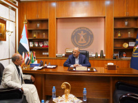 الرئيس الزُبيدي يوجه بسرعة تأهيل مستشفى الجمهورية في عدن
