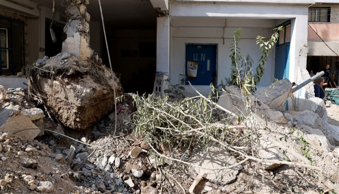 الجامعة العربية: إسرائيل تتجاوز الإجرام المعهود بحظر الأونروا الجامعة العربية: إسرائيل تتجاوز الإجرام المعهود بحظر الأونروا