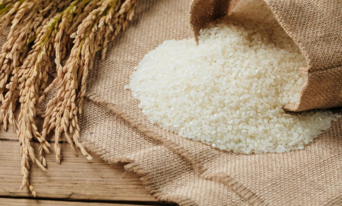 اليابان تطرح كميات إضافية من الأرز لخفض الأسعار قبل الانتخابات اليابان تطرح كميات إضافية من الأرز لخفض الأسعار قبل الانتخابات