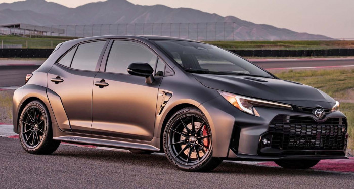 تويوتا تنقل جزءًا من إنتاج "جي آر كورولا" إلى بريطانيا