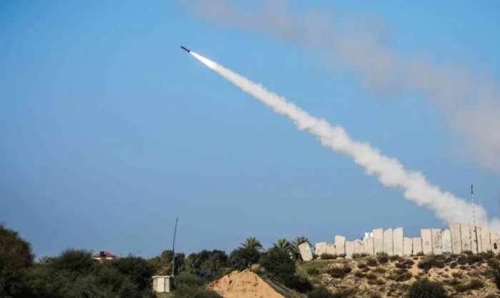 الجيش الإسرائيلي يعلن إطلاق 3 صواريخ قادمة من غزة الجيش الإسرائيلي يعلن إطلاق 3 صواريخ قادمة من غزة