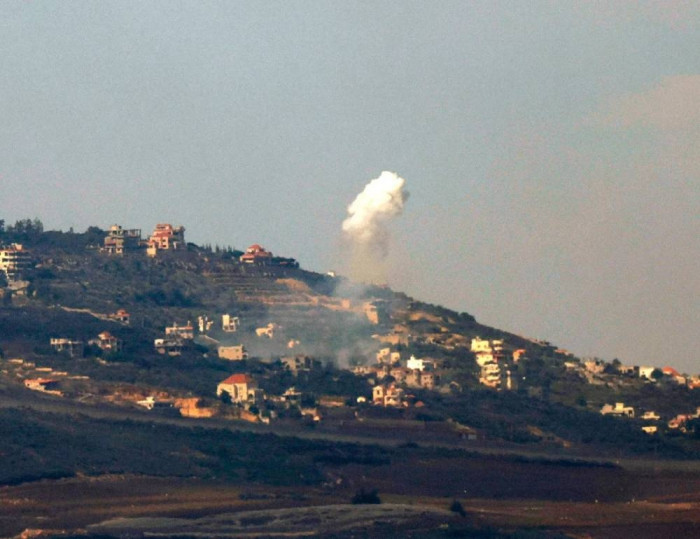 مقتل وإصابة 4 أشخاص جراء قصف إسرائيلي على جنوب لبنان مقتل وإصابة 4 أشخاص جراء قصف إسرائيلي على جنوب لبنان