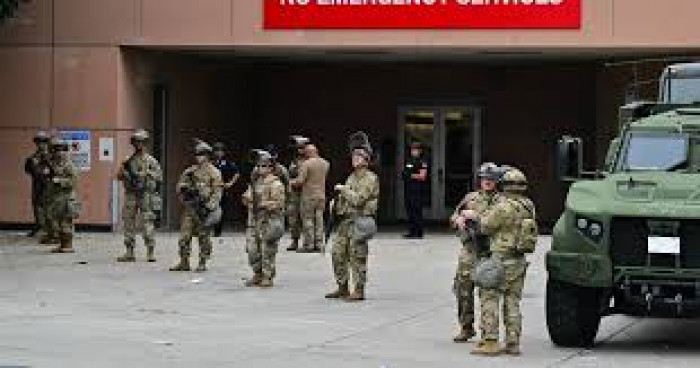 رفض طلب كاليفورنيا بشأن منع نشر "المارينز" رفض طلب كاليفورنيا بشأن منع نشر "المارينز"