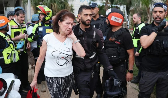 إيران تطالب سكان تل أبيب بالمغادرة في أسرع وقت