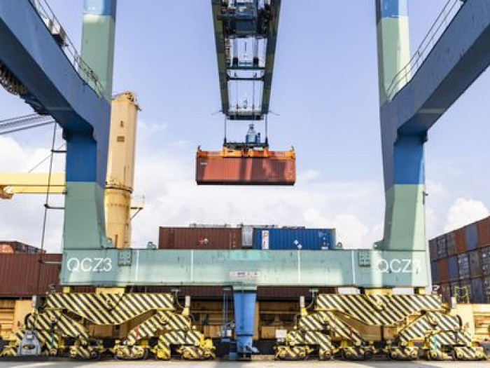 كوريا وأمريكا تستعدان لحزمة تجارية قبل انتهاء مهلة الرسوم كوريا وأمريكا تستعدان لحزمة تجارية قبل انتهاء مهلة الرسوم