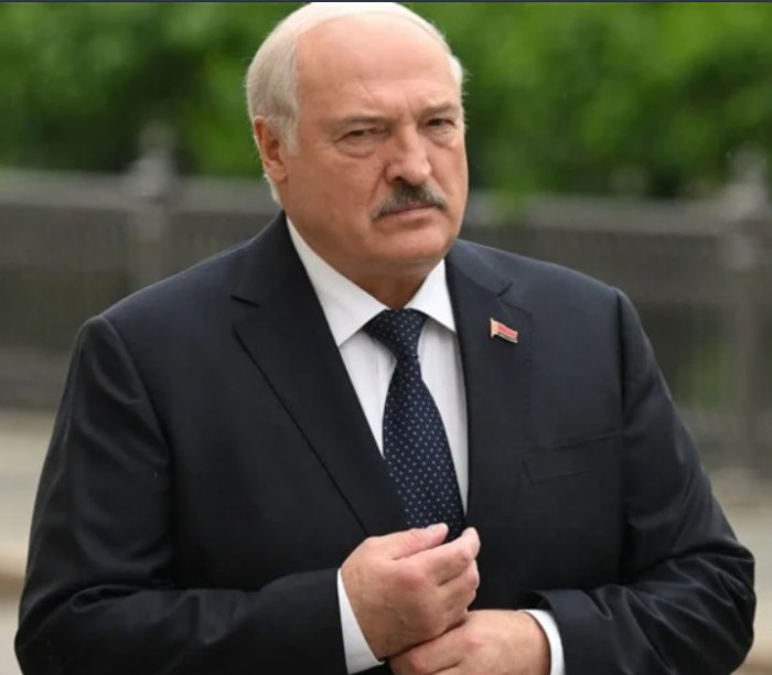 رئيس بيلاروسيا يعلن حقيقة عزمه الترشح لفترة جديدة رئيس بيلاروسيا يعلن حقيقة عزمه الترشح لفترة جديدة