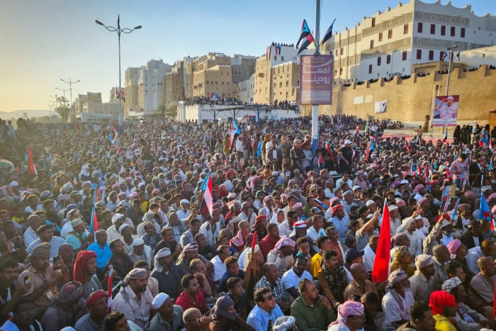 جماهير الجنوب في شبام تجدد العهد لمبادئ ثورة أكتوبر