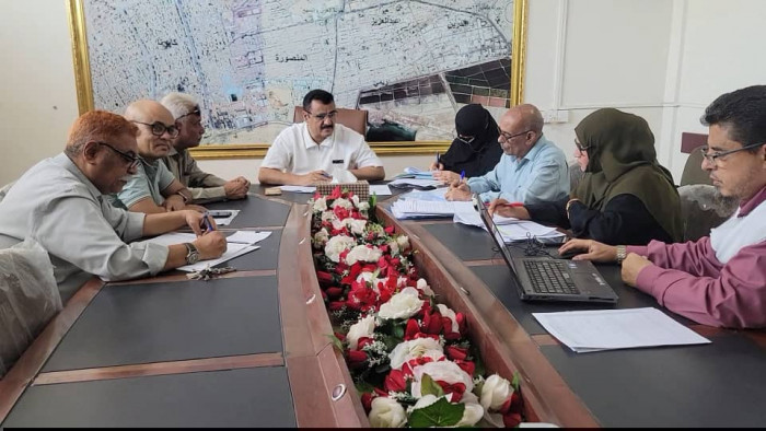الداؤودي يناقش مصفوفة مشاريع البرنامج الاستثماري في المنصورة