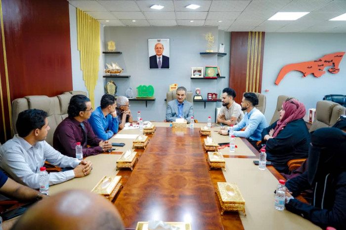 لملس يتابع ترتيبات تنظيم مهرجان عدن للشعوب