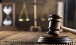 القانون ينظم حرية الرأي.. ساحات المحاكم تردع حملات التشهير بمؤسسات الجنوب