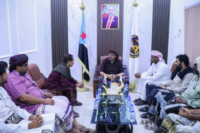 بن عفرار يتابع الاستعدادات في المهرة لاحتفالية عيد استقلال الجنوب