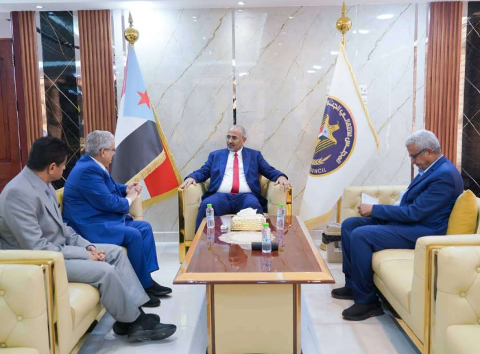 الرئيس الزُبيدي: تأسيس الجهاز المركزي لأمن الدولة خطوة استراتيجية