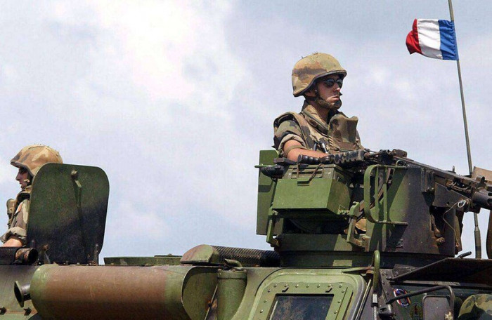 بنين: فرنسا شاركت في إحباط محاولة الانقلاب الفاشلة بنين: فرنسا شاركت في إحباط محاولة الانقلاب الفاشلة