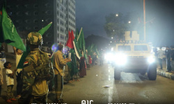 جماهير عدن تحتشد أمام "معاشيق" للمطالبة بإعلان دولة الجنوب