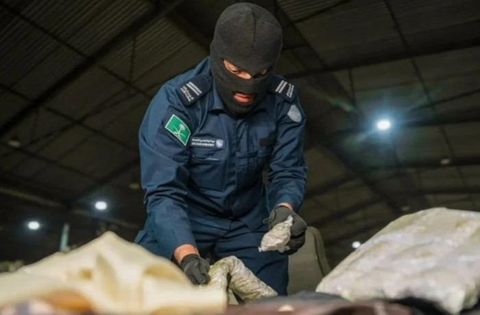 السعودية: إحباط محاولة تهريب 368 ألف حبة كبتاغون السعودية: إحباط محاولة تهريب 368 ألف حبة كبتاغون