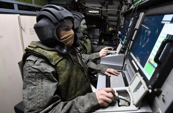 الدفاع الروسية تسقط 47 طائرة مسيرة أوكرانية فوق 7 مقاطعات الدفاع الروسية تسقط 47 طائرة مسيرة أوكرانية فوق 7 مقاطعات