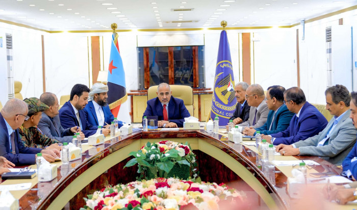 الرئيس الزُبيدي: المرحلة الحالية محطة مفصلية في تاريخ الجنوب الرئيس الزُبيدي: المرحلة الحالية محطة مفصلية في تاريخ الجنوب