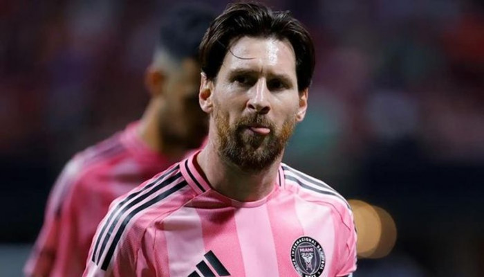 قدوم ليونيل ميسي يثير الفوضى في كالكوتا قدوم ليونيل ميسي يثير الفوضى في كالكوتا