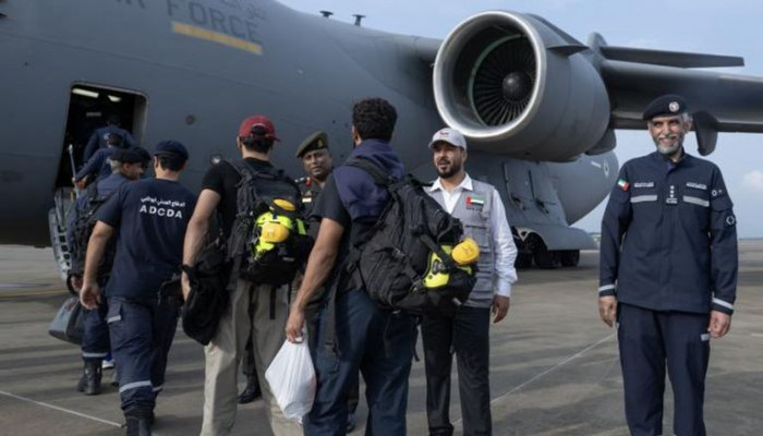 الإمارات.. فريق الإغاثة يختتم مهامه الإنسانية في سريلانكا الإمارات.. فريق الإغاثة يختتم مهامه الإنسانية في سريلانكا