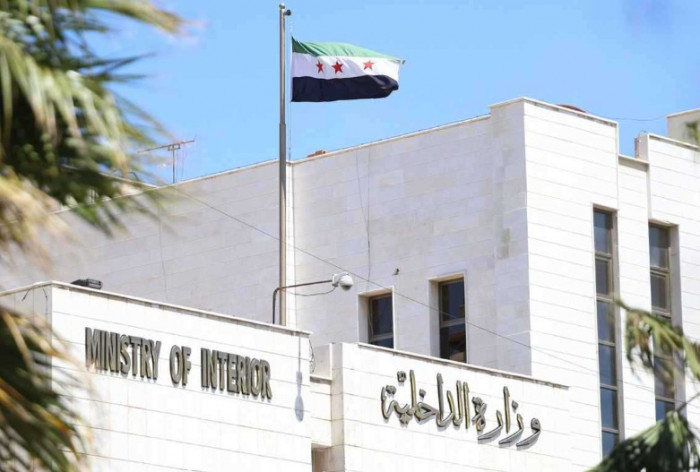 الداخلية السورية: القيادة الأمريكية تجاهلت تحذيراتنا بشأن داعش الداخلية السورية: القيادة الأمريكية تجاهلت تحذيراتنا بشأن داعش