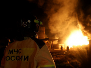 اندلاع حريق بمستودع نفط في روسيا