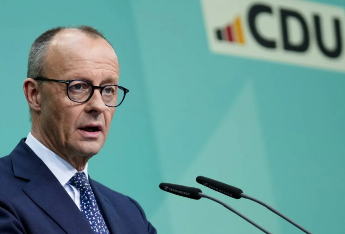 المستشار الألماني: أوكرانيا وحدها من تقرر موضوع التنازل في مسألة الأراضي 