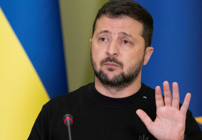 زيلينسكي: مسائل الأراضي مؤلمة.. ولدينا مواقف مختلفة مع الأمريكيين 