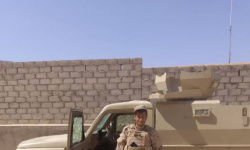 مواطن يُسَلِّم سيارة عسكرية للقوات المسلحة الجنوبية ويحظى بإشادة القيادة