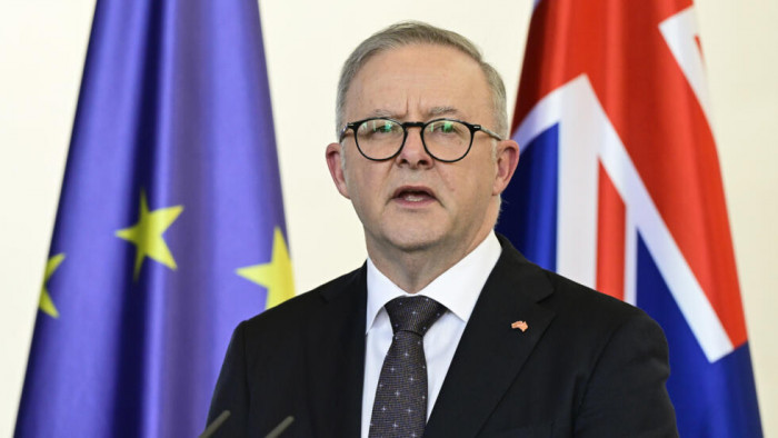 رئيس وزراء أستراليا يتعهد باستهداف المتطرفين 