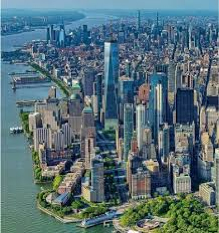 إيجارات الشقق في مانهاتن تقفز إلى مستوى قياسي 