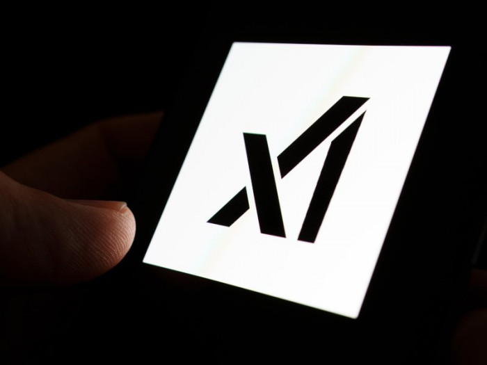 إكس إيه آي تدخل بشراكة مع السلفادور لدمج جروك في المدارس 