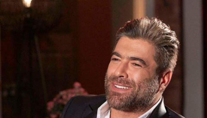 وائل كفوري يروي تفاصيل اللحظات الصعبة بعد تعرض طائرته لعطل فني 