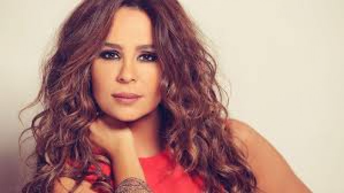 كارول سماحة تحيى حفلاً غنائياً فى لبنان الليلة 