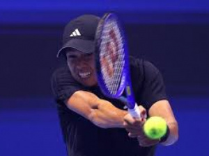 تيان يهزم بلوكس ويحرز لقب البطولة الختامية لجولة الجيل الصاعد للتنس