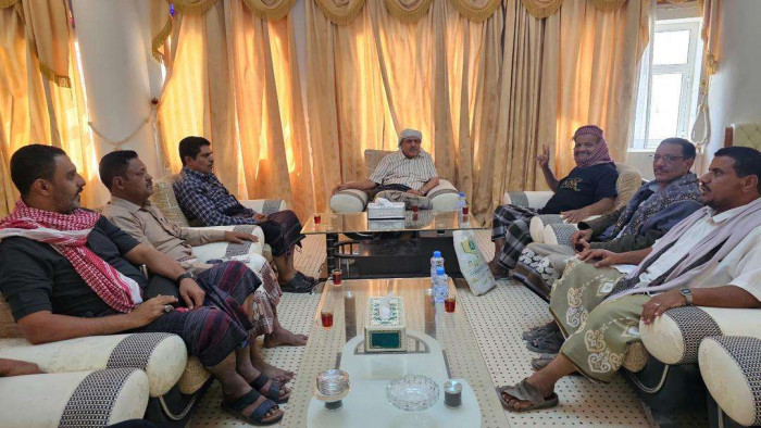 رحب علي الكثيري ، رئيس الجمعية الوطنية للمجلس الانتقالي الجنوبي، بالمناضل مرزوق طالب، المعروف بلقب "جنوب باجنوب"، اليوم الثلاثاء، في مدينة سيئون، مشيدا بالمواقف الوطنية الخالدة التي سطرها.. وثمن إسهاماته النضالية ومشاركاته الفاعلة في ساحات النضال بمختلف مدن ومناطق الجنوب، مؤكدا أن تلك التضحيات تمثل نموذجًا مشرفًا للنضال الوطني الجنوبي. استعاده دوله الجنوب دوله الجنوب العربي المشهد العربي للتفاصيل. اقرأ المزيد من المشهد العربي 