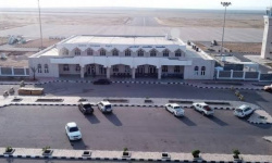 رفض إغلاق مطار سقطرى.. حصار جوي يعزل سكان الأرخبيل