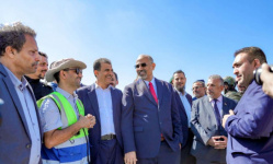 الرئيس الزُبيدي يزور مشروع سد حسان الاستراتيجي