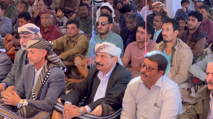 إقامة صلاة الجمعة ي مخيم الاعتصام المفتوح بمدينة عتق 