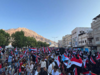 حضرموت تجدد العهد وتصطف خلف القيادة الجنوبية