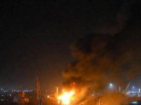 قصف ميناء المكلا.. انزلاق خطير في مسار التحالف واستهداف لمصادر عيش الجنوبيين