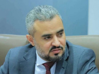 عبدالعزيز الشيخ ينفي أي انسحابات للقوات الجنوبية